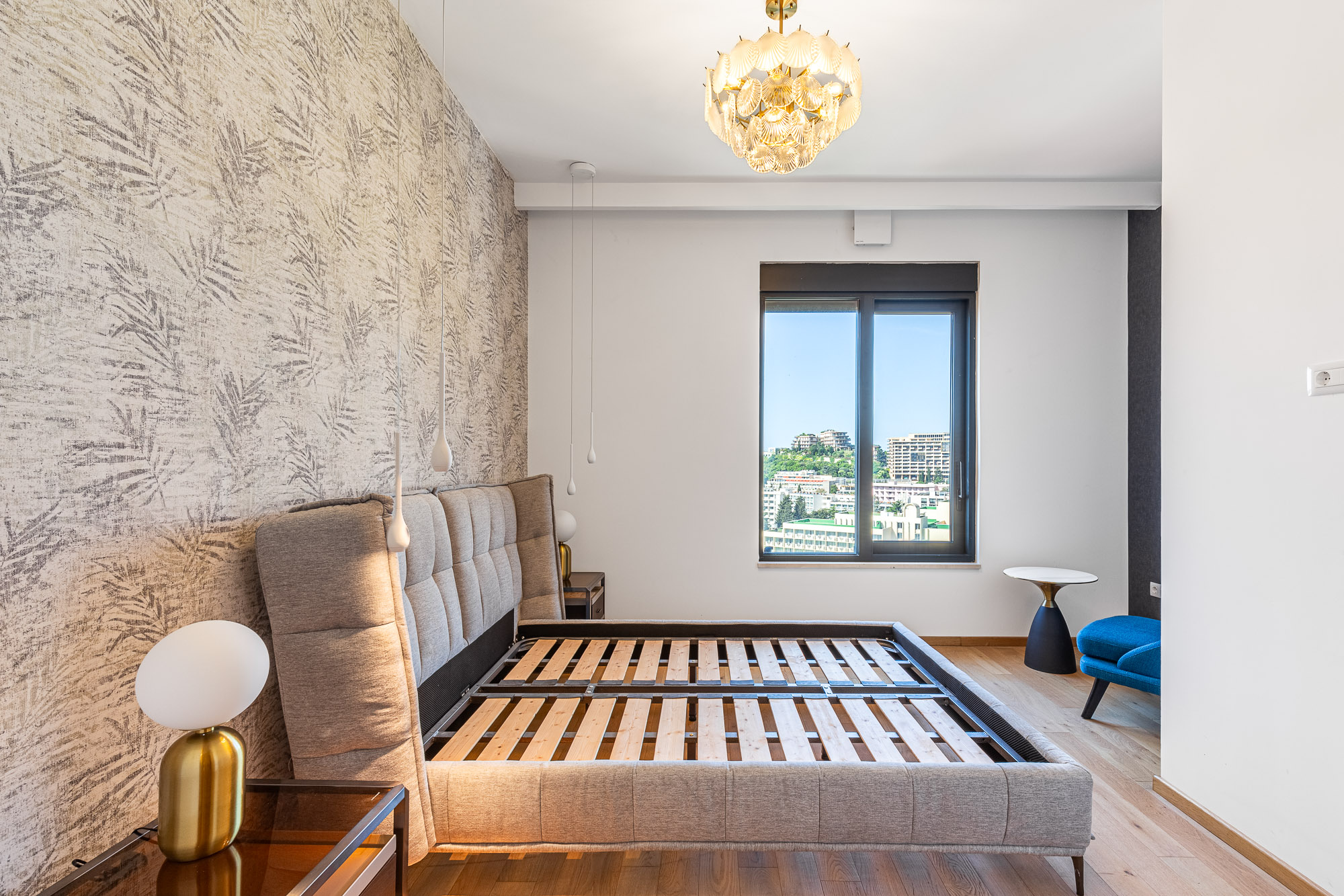 Penthouse in new building in Becici near the sea