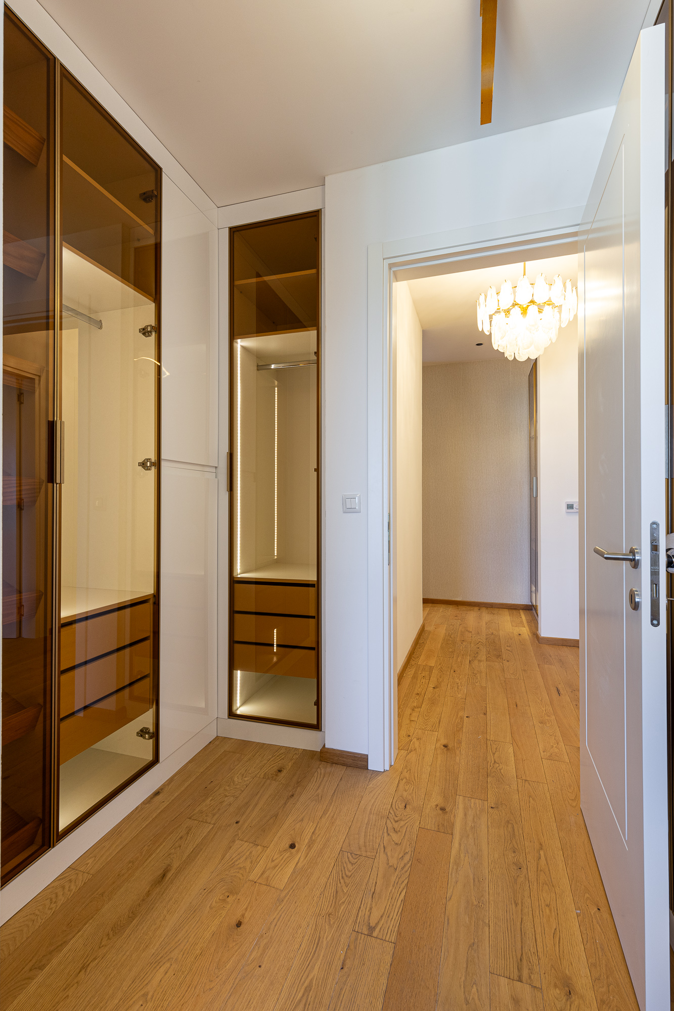 Penthouse in new building in Becici near the sea