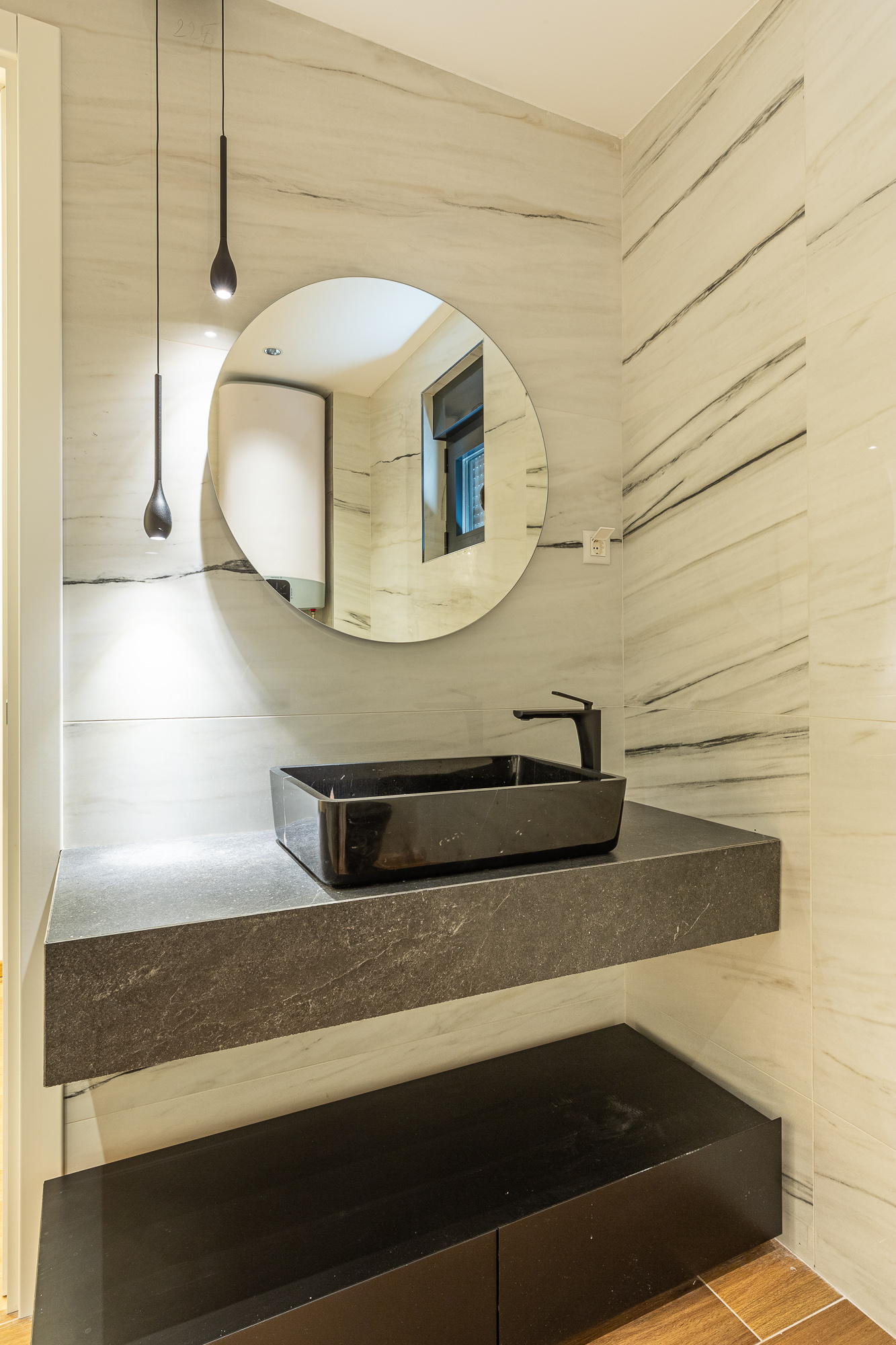 Penthouse in new building in Becici near the sea