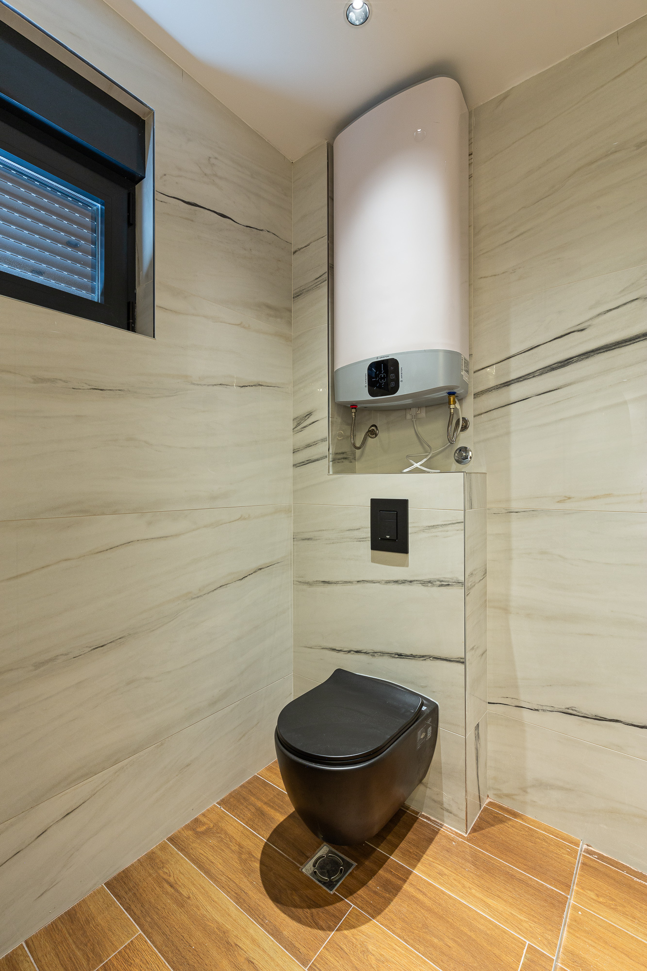 Penthouse in new building in Becici near the sea