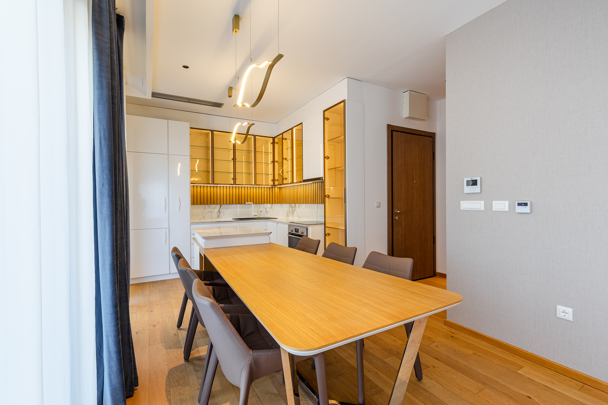 Penthouse in new building in Becici near the sea