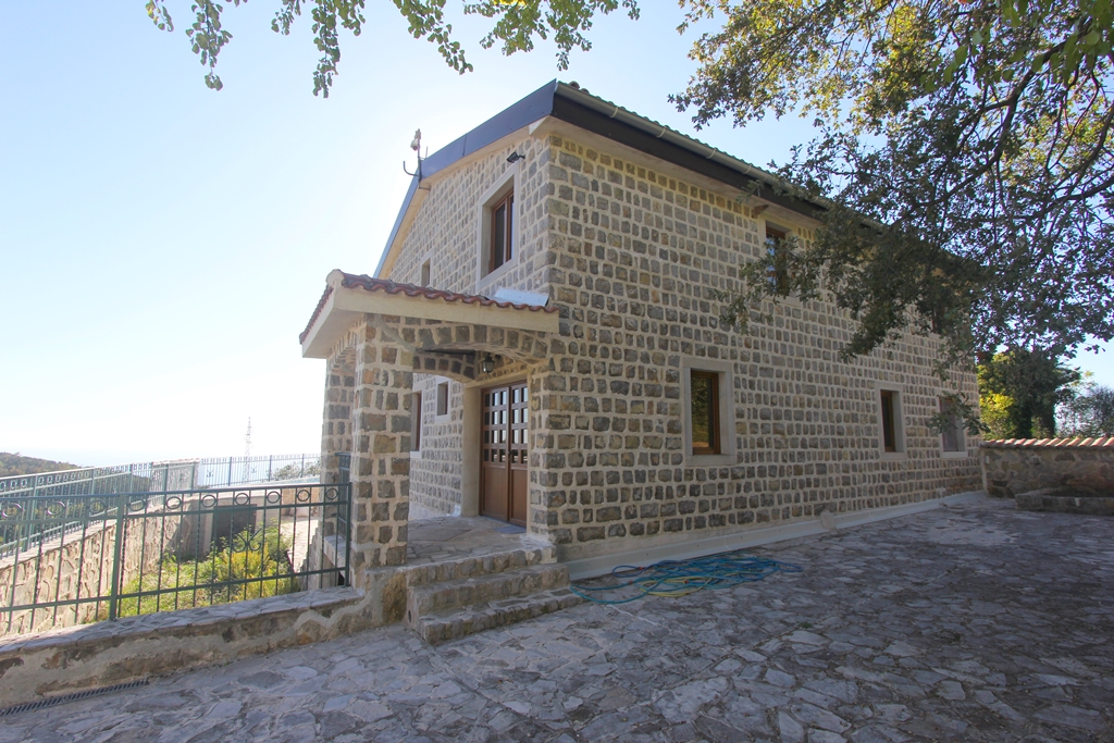 Villa in Petrovac