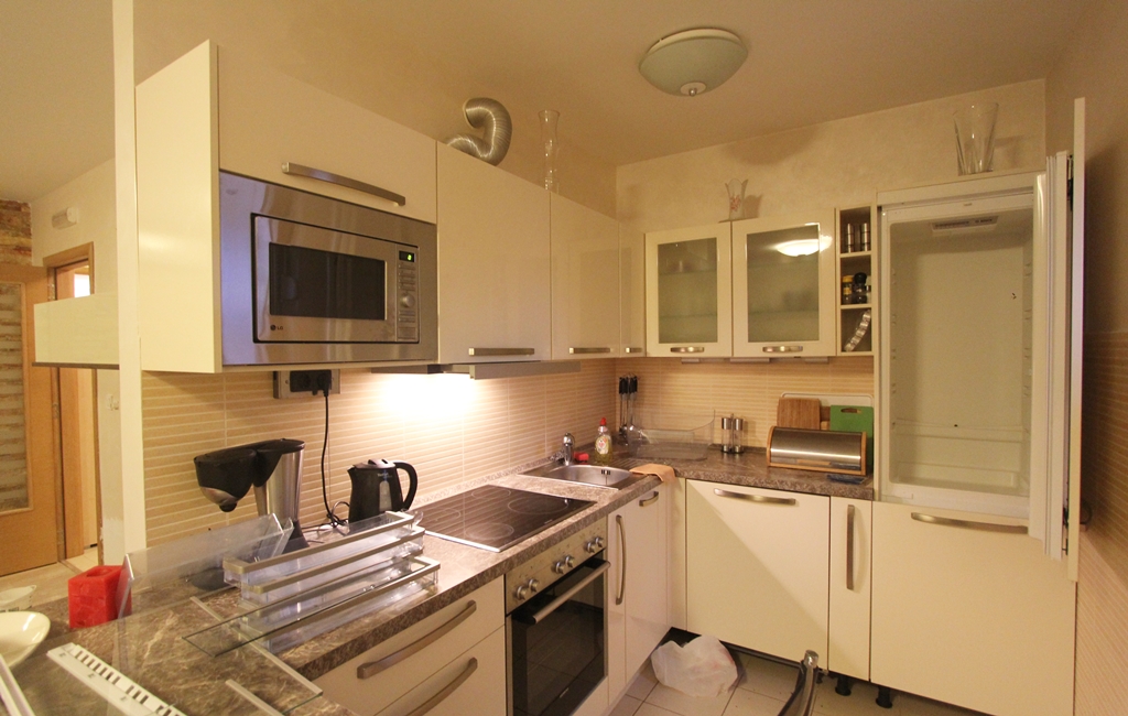 Penthouse with sea view in Topla