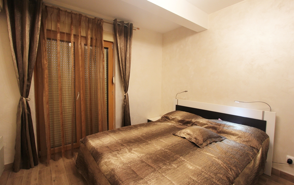 Penthouse with sea view in Topla