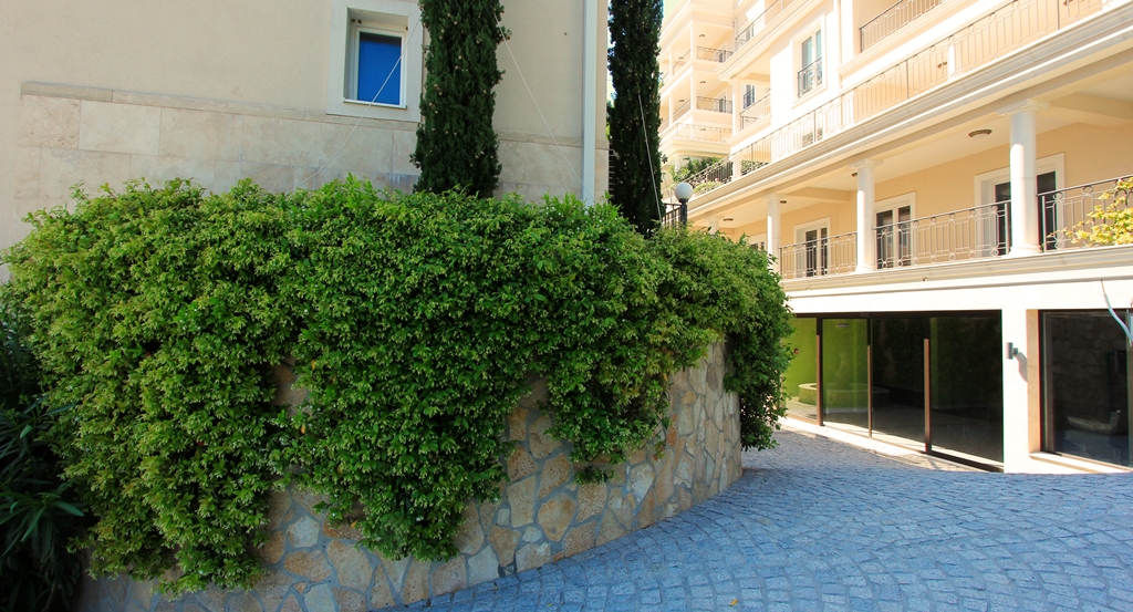 Apartments in villas in a luxury complex