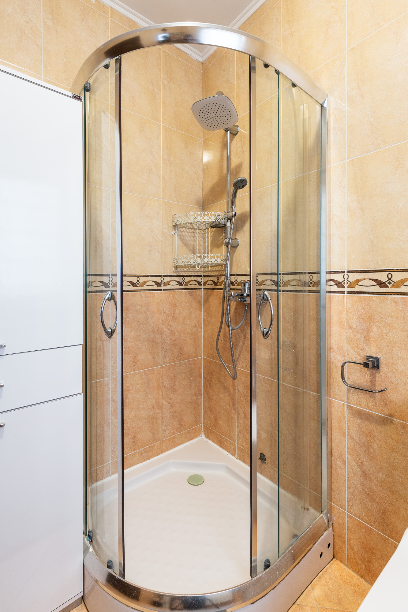 Three-storey family house in Susanj