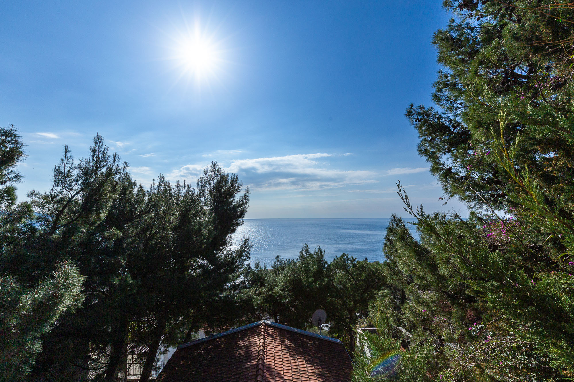 Three-storey family house in Susanj