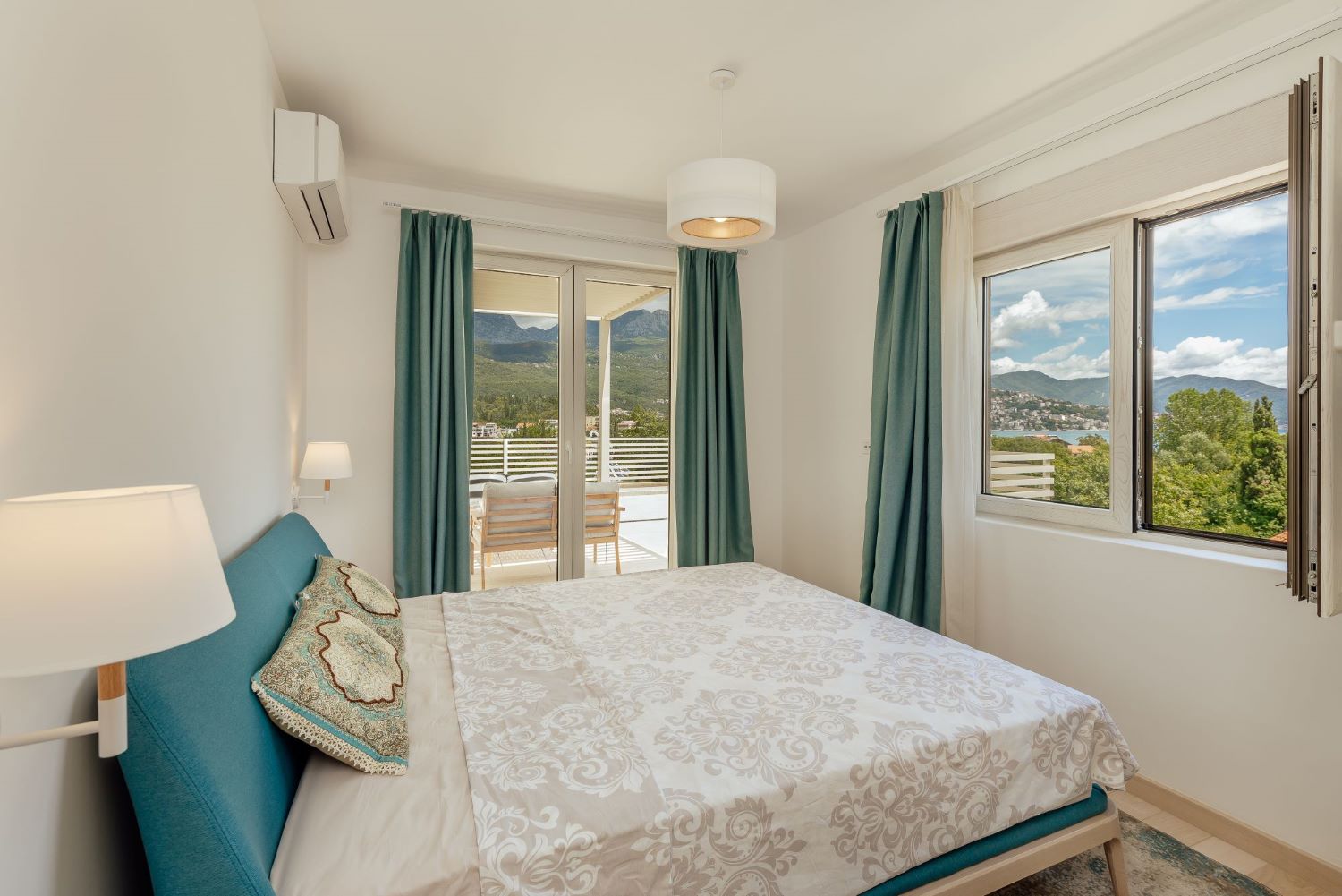 Apartments in new residential complex in Igalo