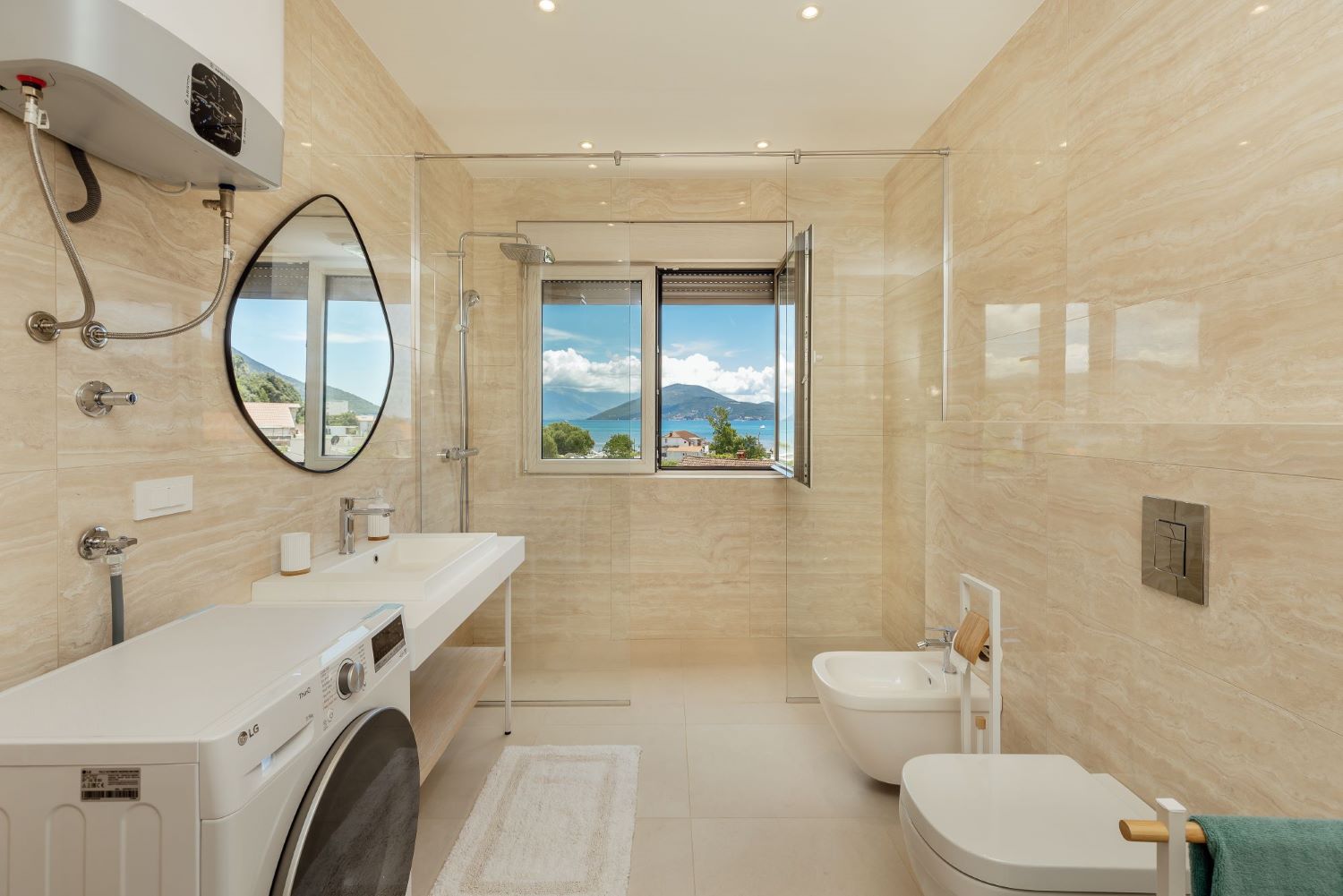 Apartments in new residential complex in Igalo