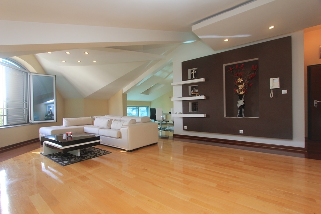 Spacious apartment in the center of Budva