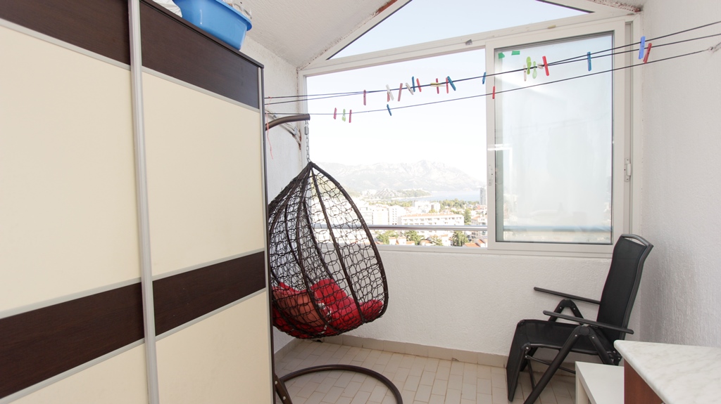 Bright apartment in Budva