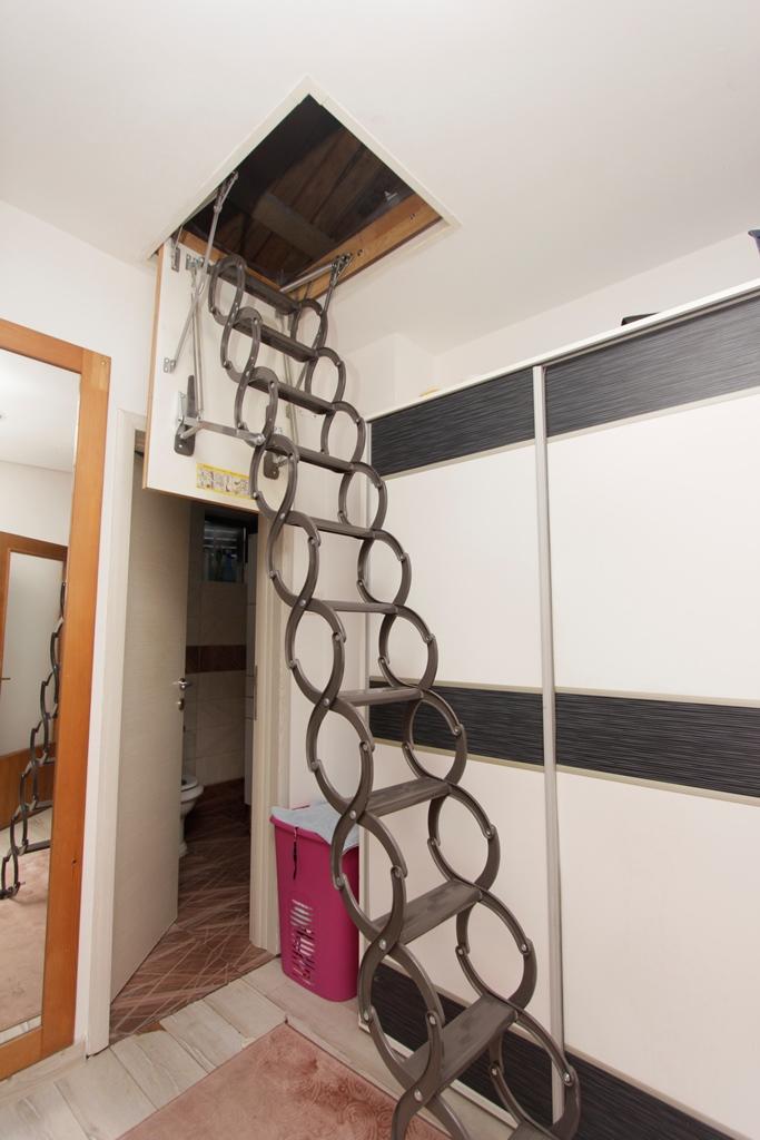 Bright apartment in Budva