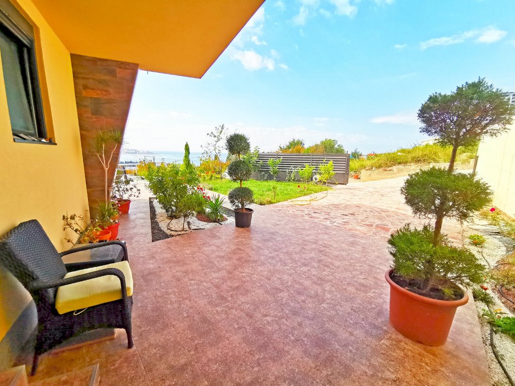 Modern villa in Susanj