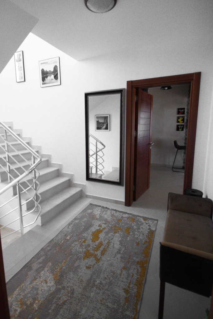 Villa with pool in Blizikuce