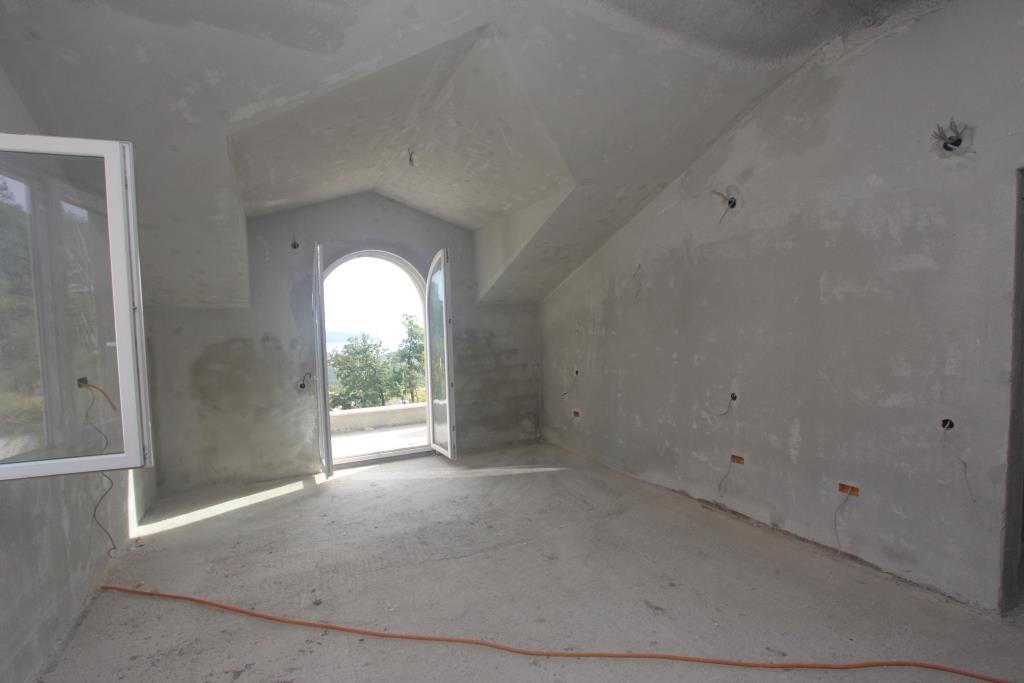 A house with sea and mountine view in Mojdez, Herceg Novi