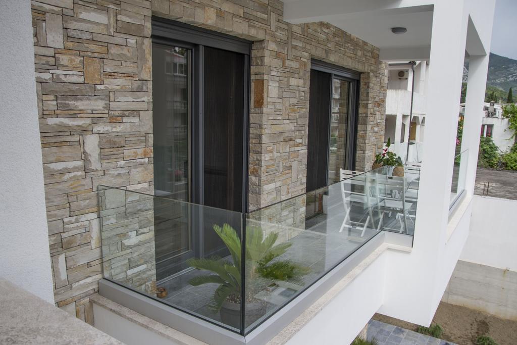 Mini hotel in Sutomore