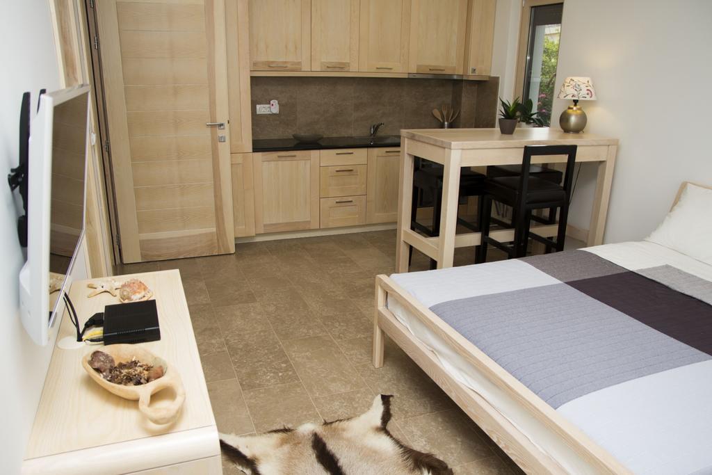 Mini hotel in Sutomore