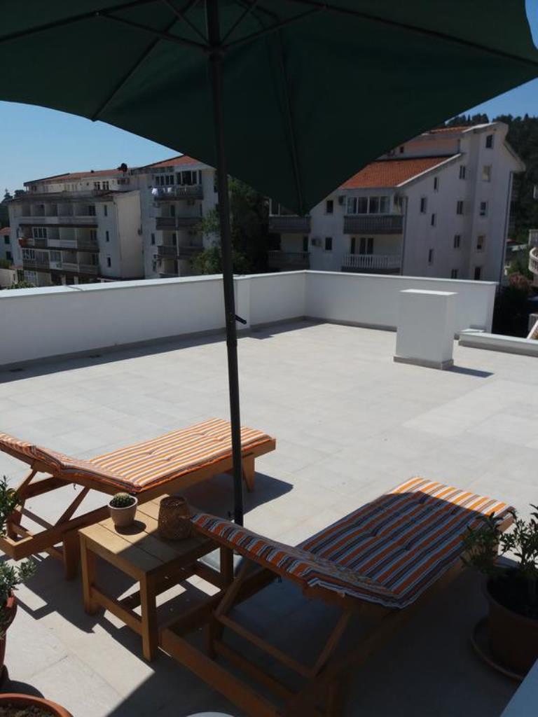 Mini hotel in Sutomore