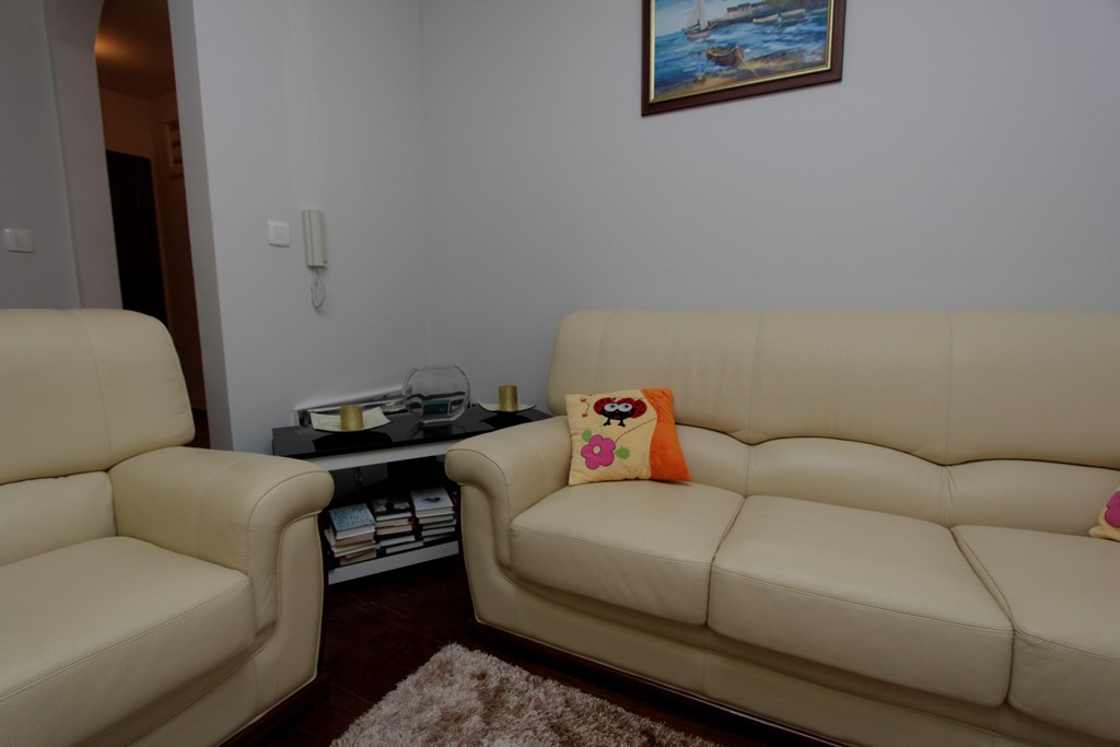A comfortable apartment in Przno