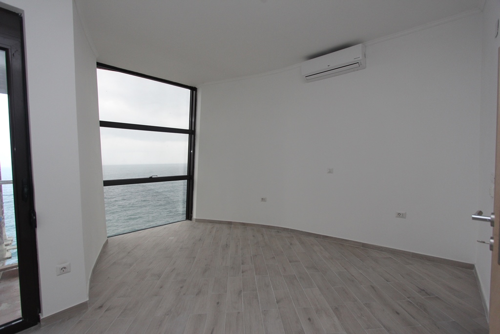 A seaview penthouses in Dobre Vode