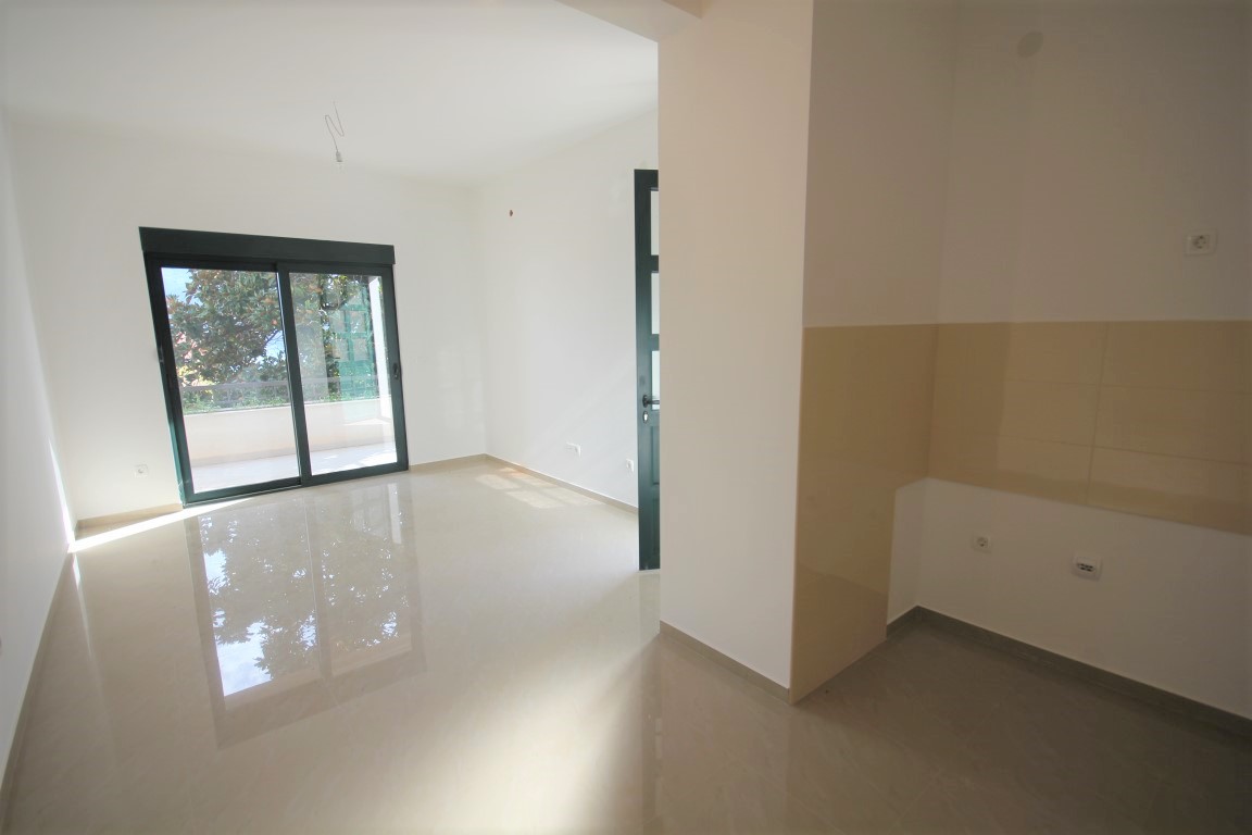 Apartments in a new building in Igalo