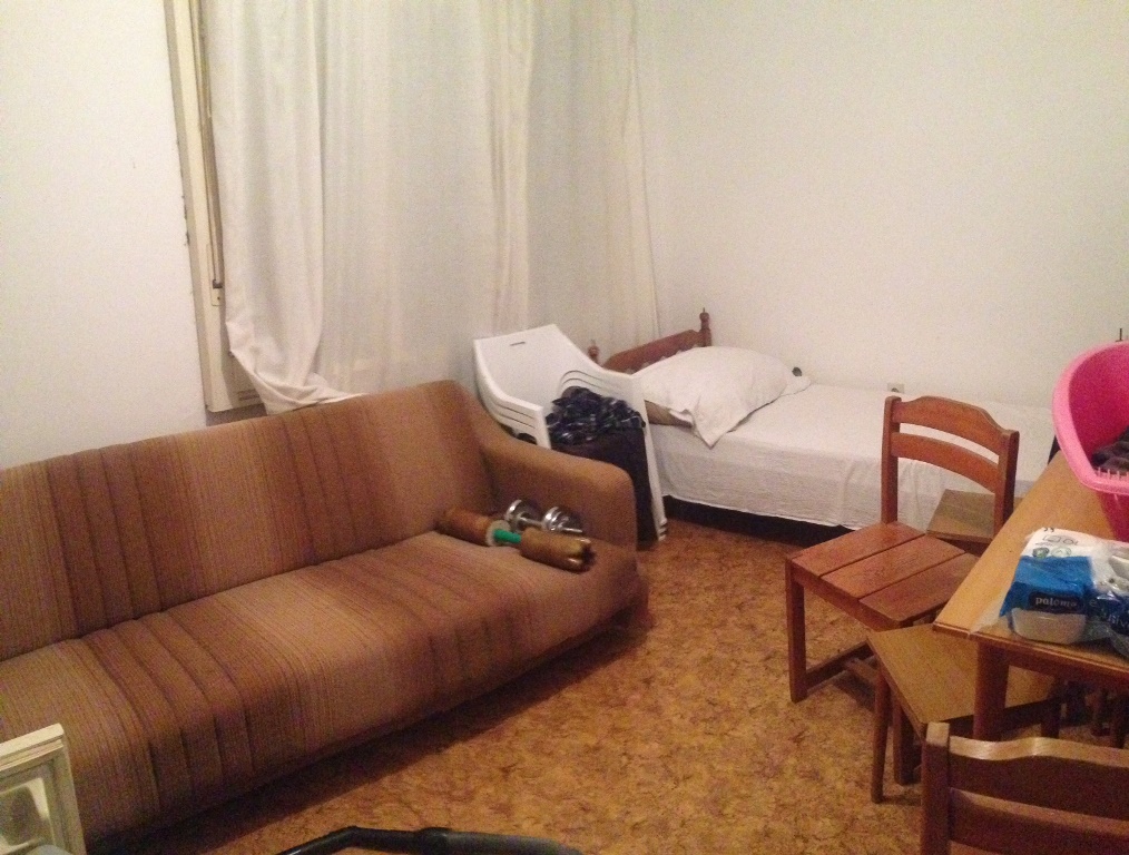 Three-storey house in Djenovici