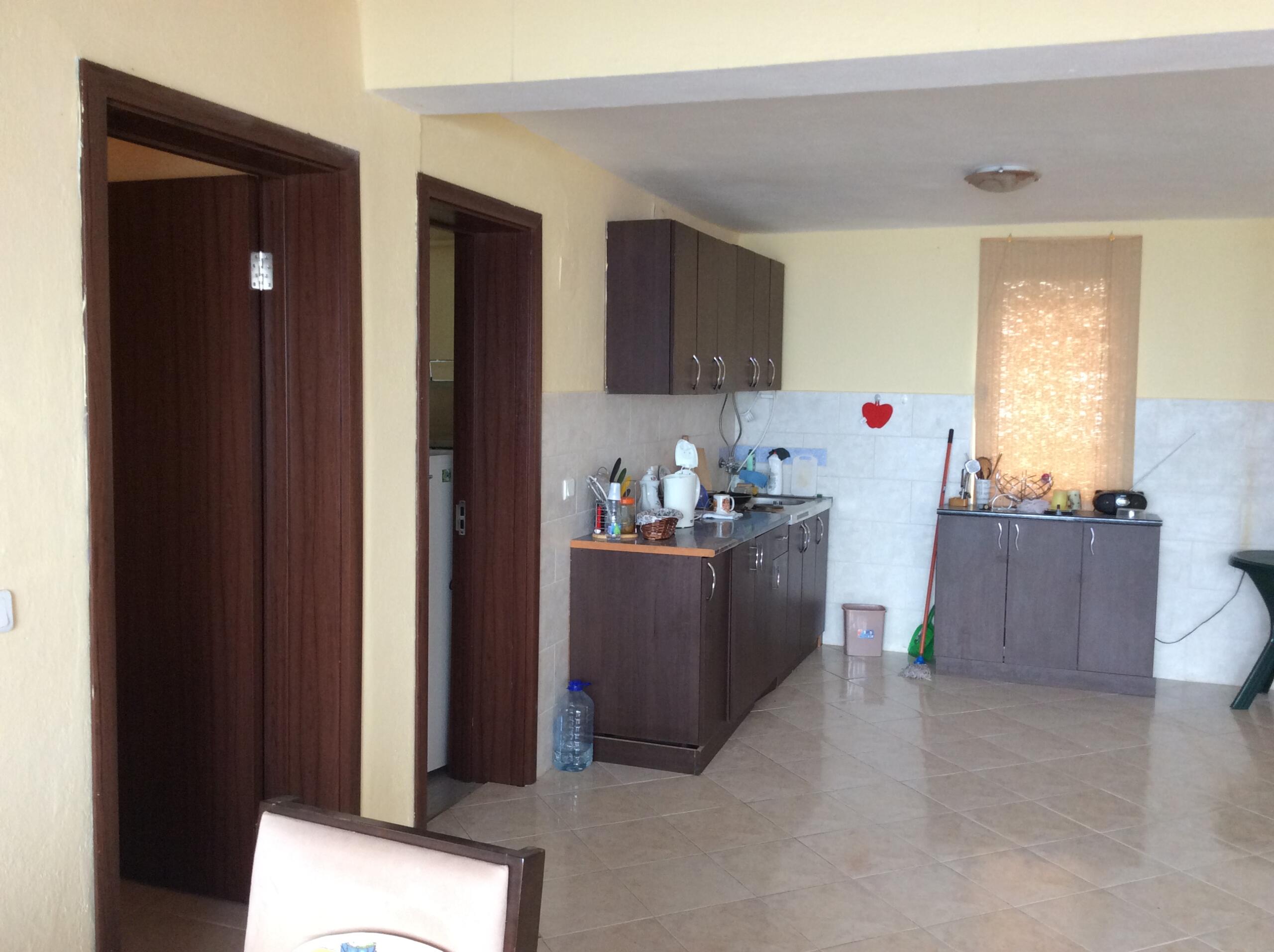 Fully Furnished Threey Storey House In Dobre Vode