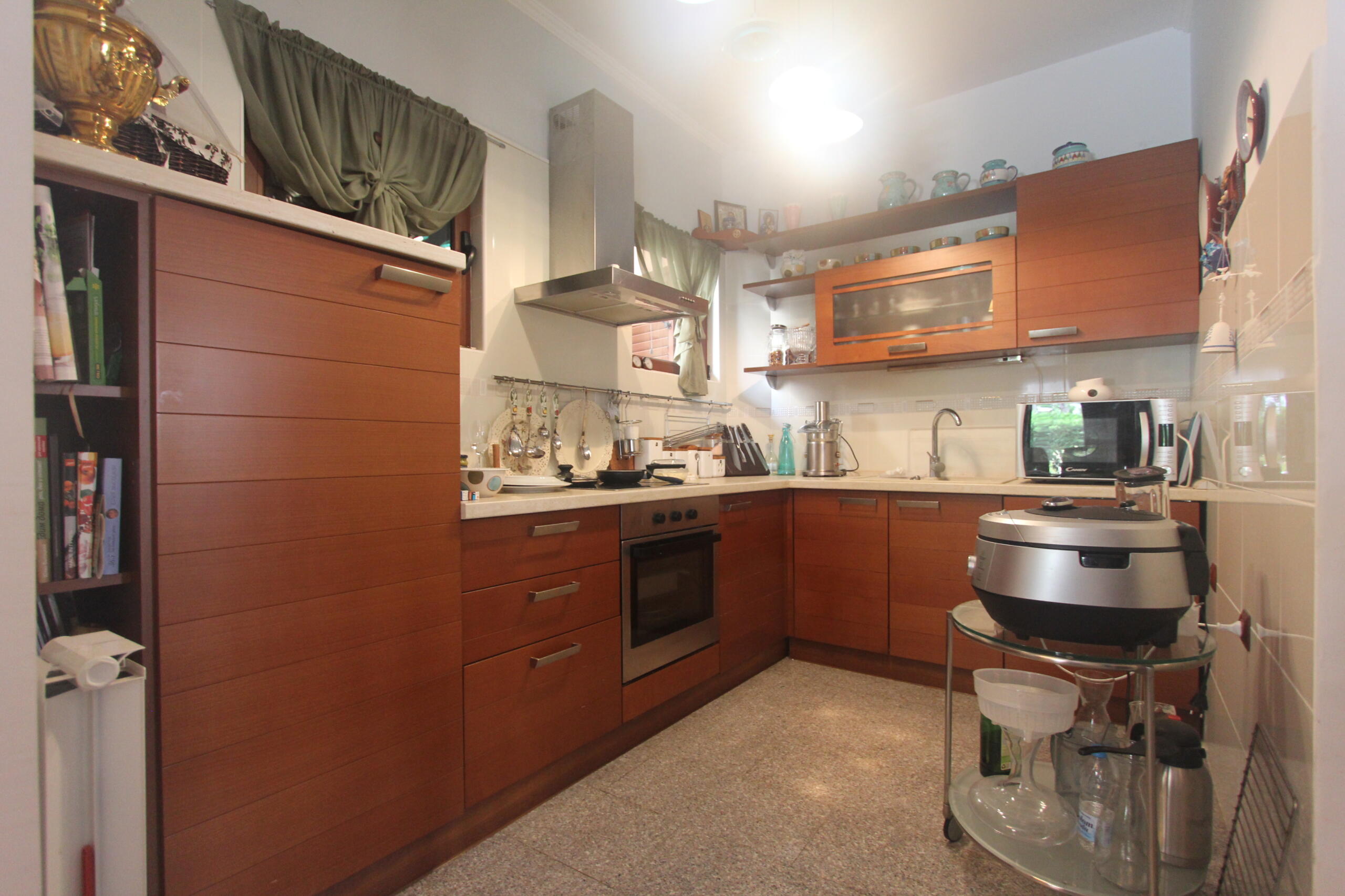 A villa with sea and mountine view in Bar