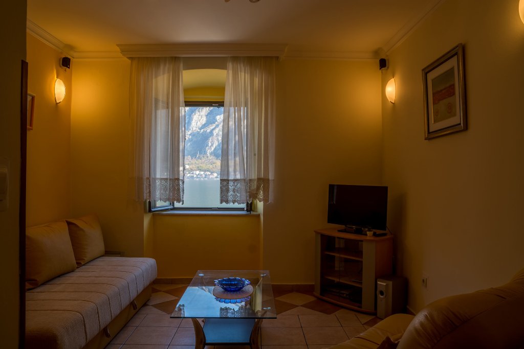 Two houses with restaurant on the front line