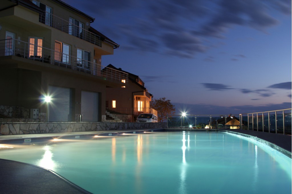 A comfortable townhouse with mountine view in Bar