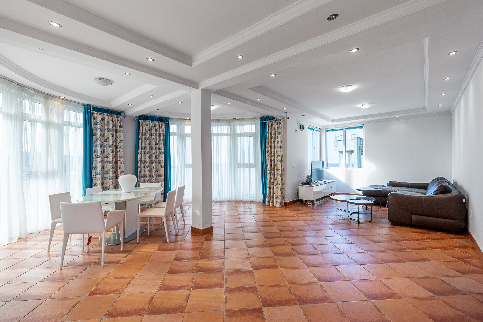 Luxurious villas in Bar