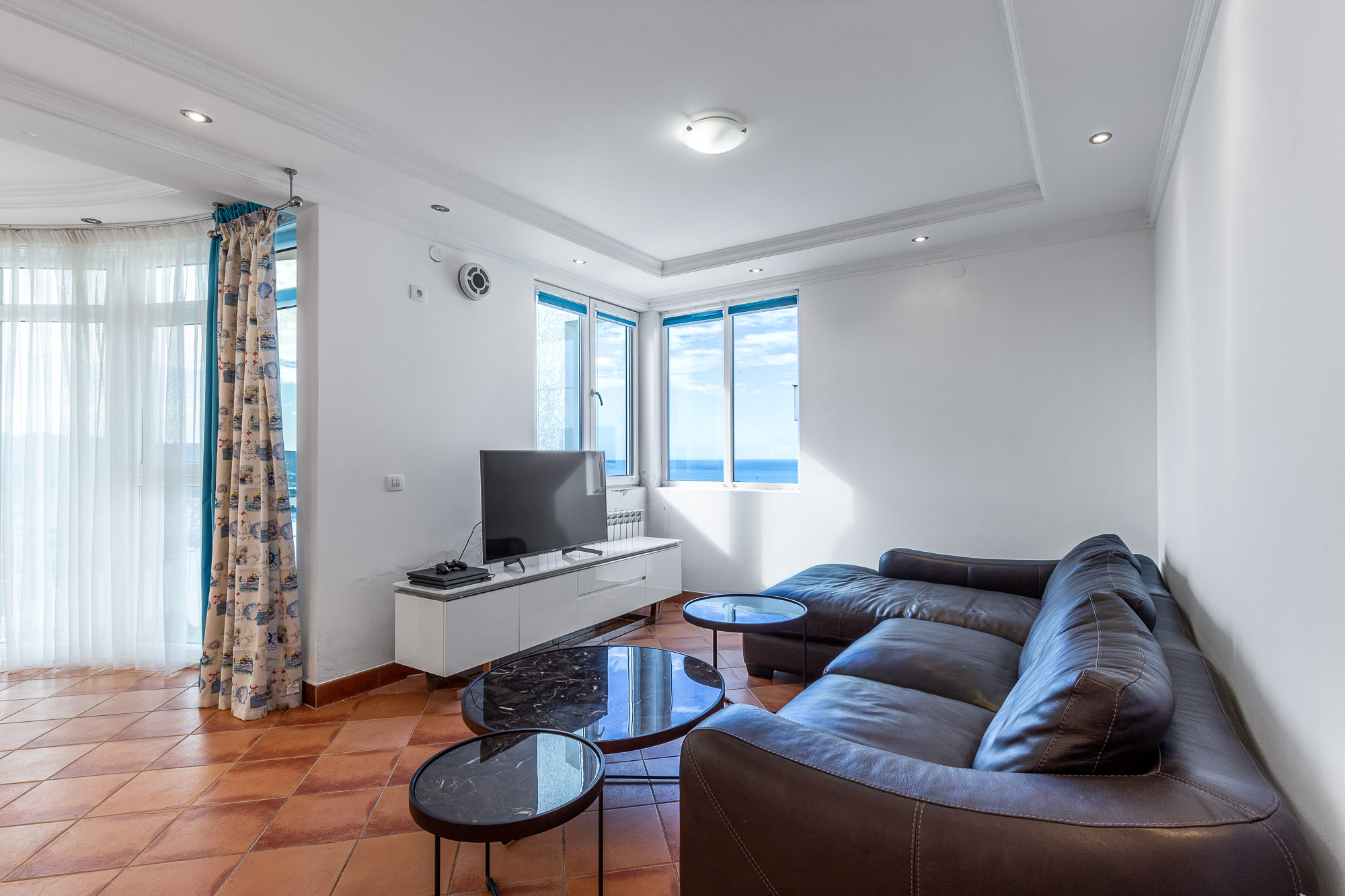 Luxurious villas in Bar