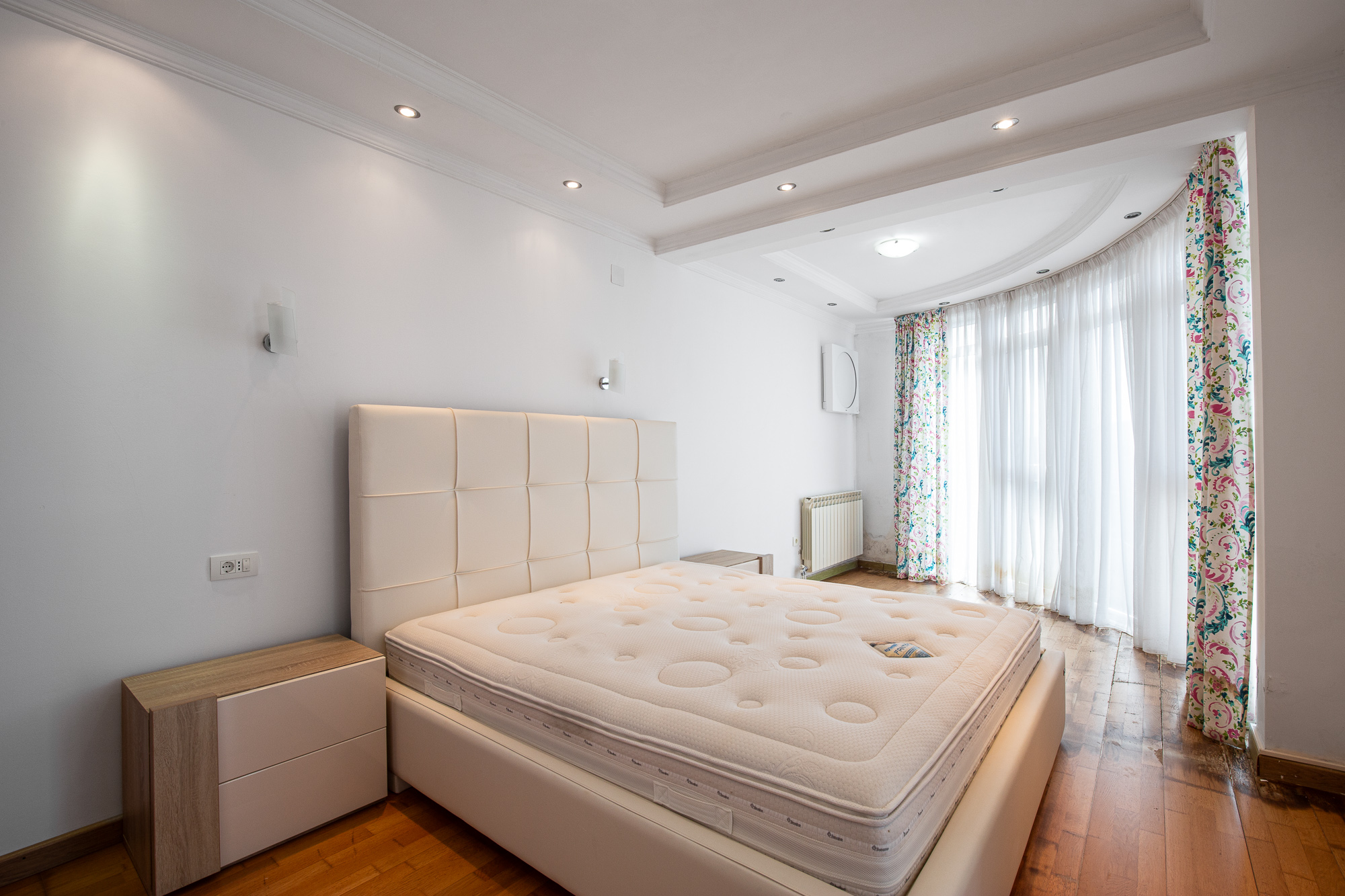 Luxurious villas in Bar