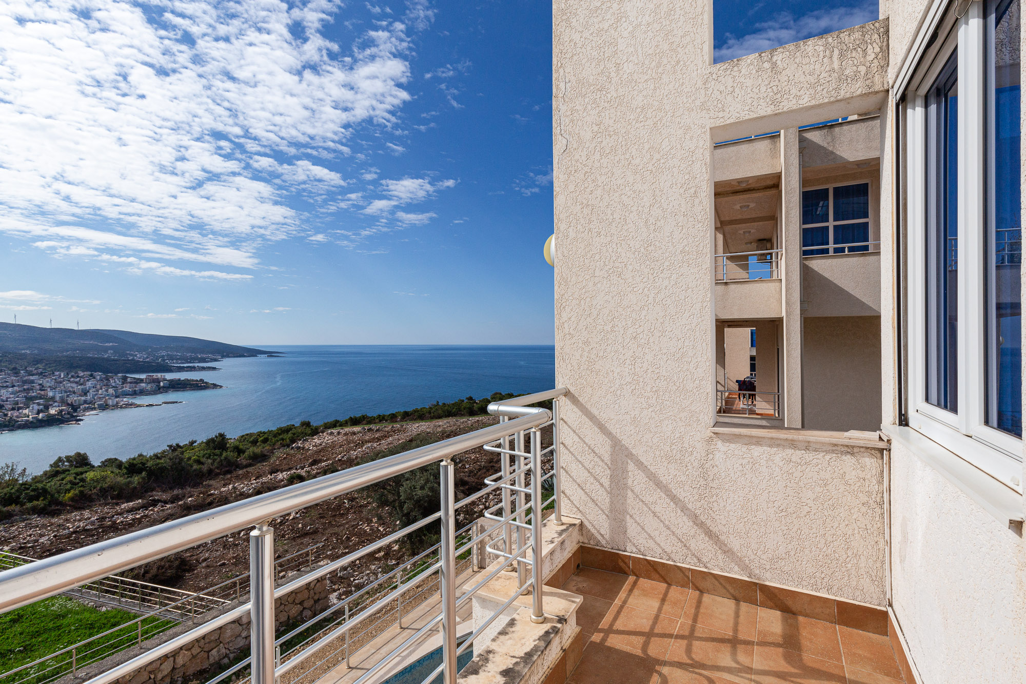 Luxurious villas in Bar