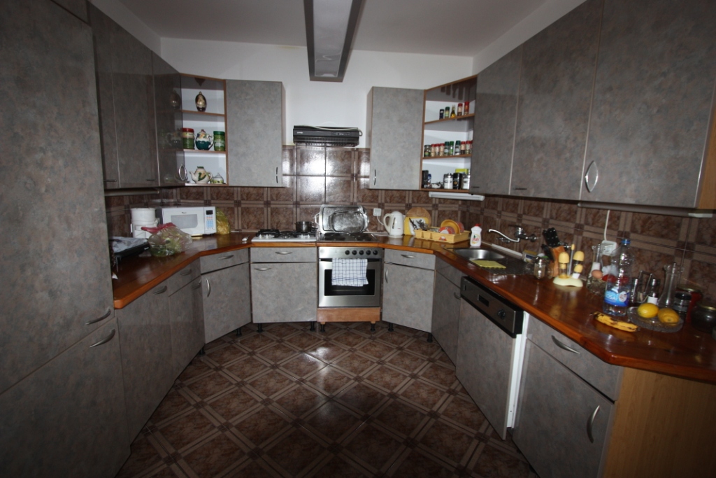 Three-storey house with pool in Lustica