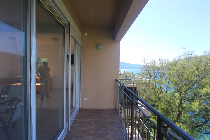 A cosy villa in Lepetani