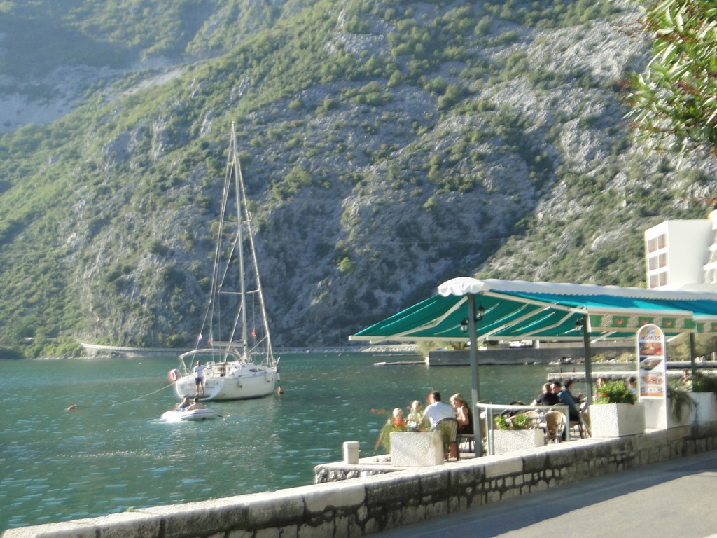 A villa with sea view in Kotor