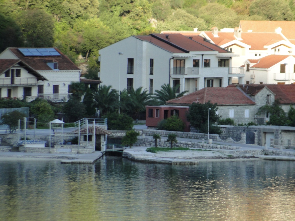 A villa with sea view in Kotor