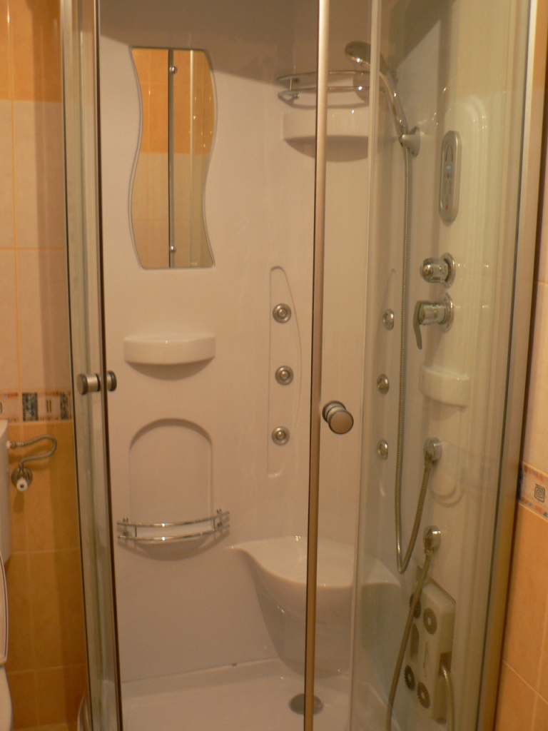 Apartment with spectacular sea view