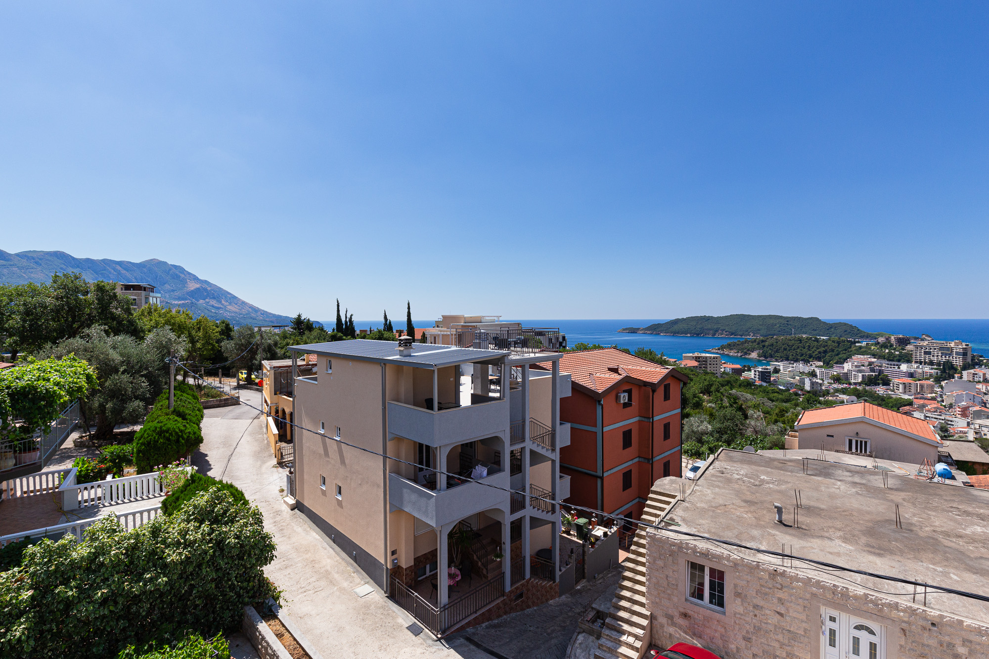 Sea view villa in Becici