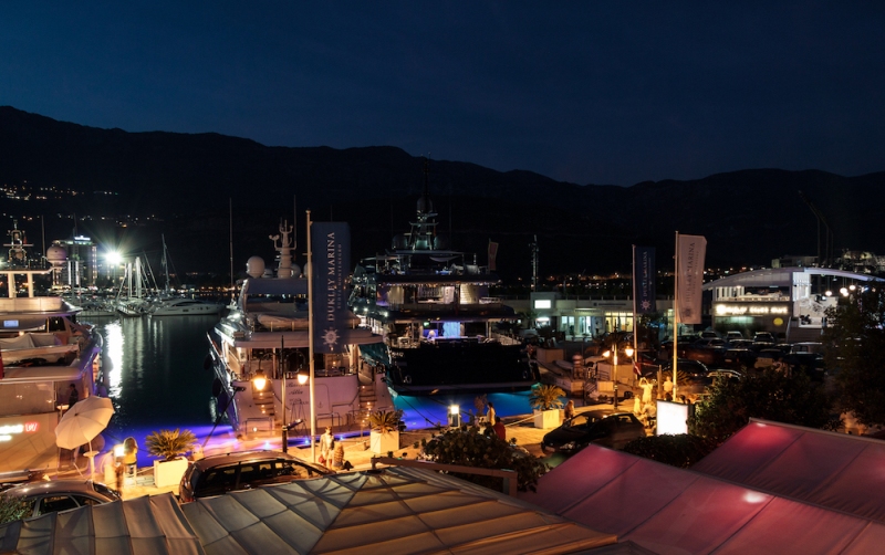 Luxurious apartments in Budva with spectacular sea view