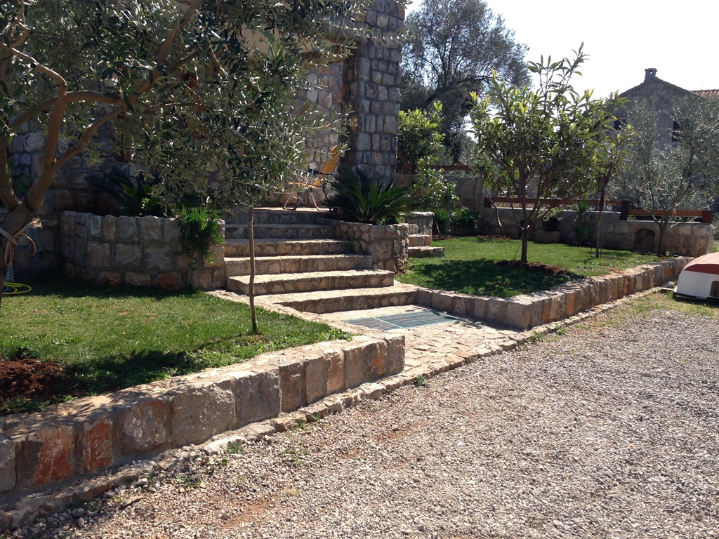 A villa with wonderful sea view in Lustica