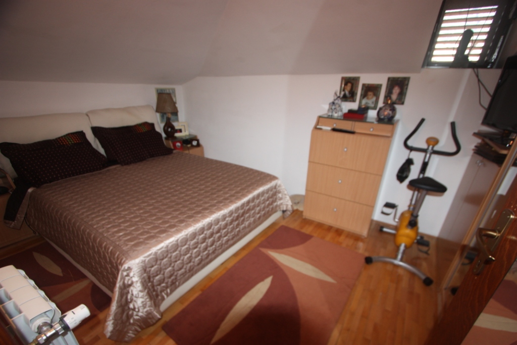 Apartment with three bedrooms in old town of Kotor