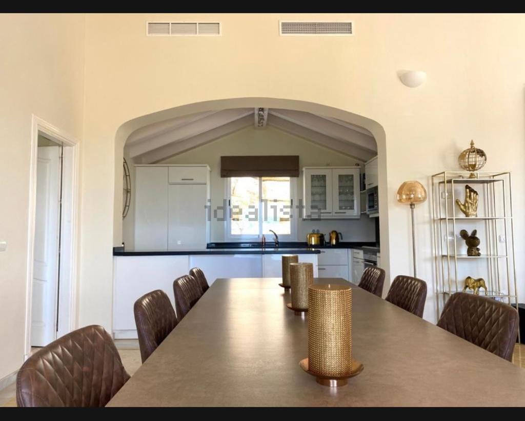 4 bedroom Villa in Istan, Malaga, Spain – 464-00456P