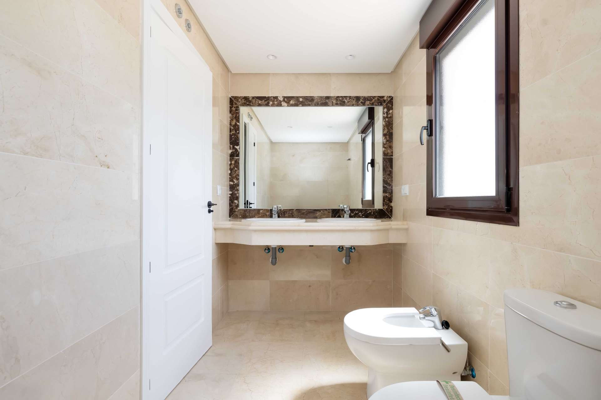 3 bedroom Semi Detached Villa in Estepona, Malaga, Spain – 428-04514P