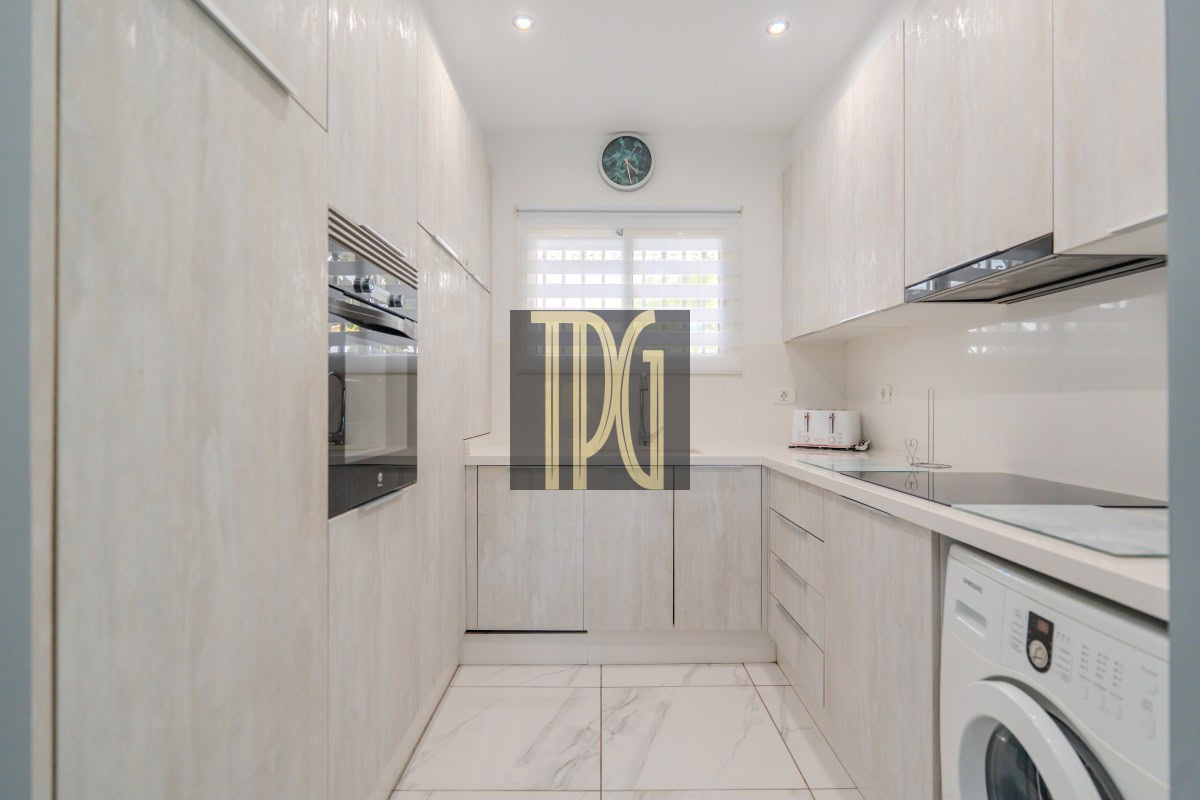 Stunning 2 Bedroom Apartment for Sale in Los Cristianos – OPS1909R