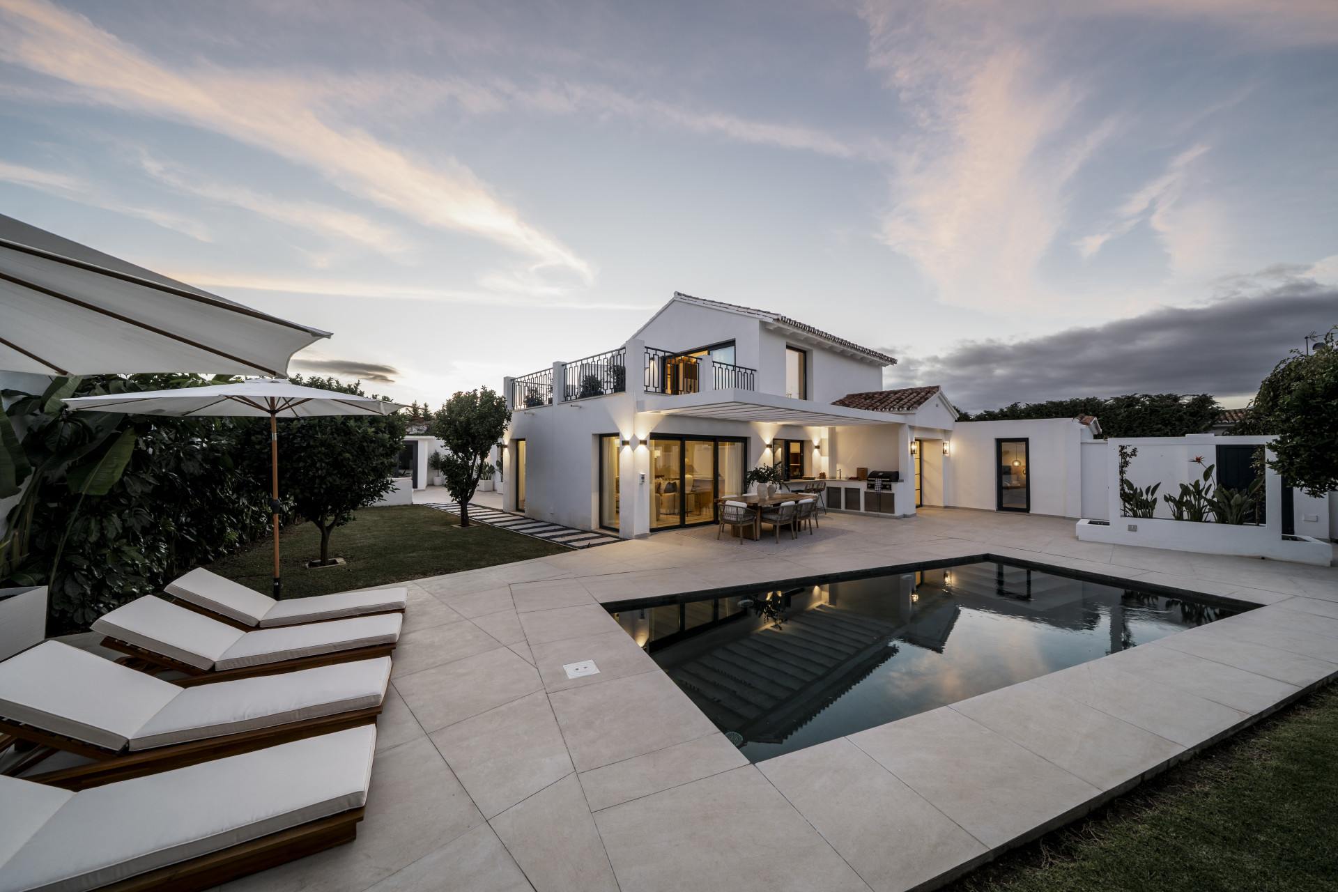 5 bedroom Villa in San Pedro De Alcantara, Malaga, Spain – 428-05222D