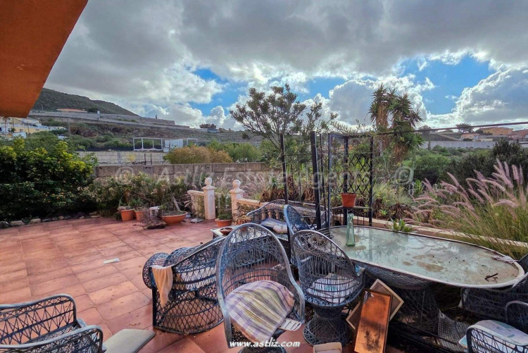 5 bedroom villa in Buzanada, Spain – AAEP1873