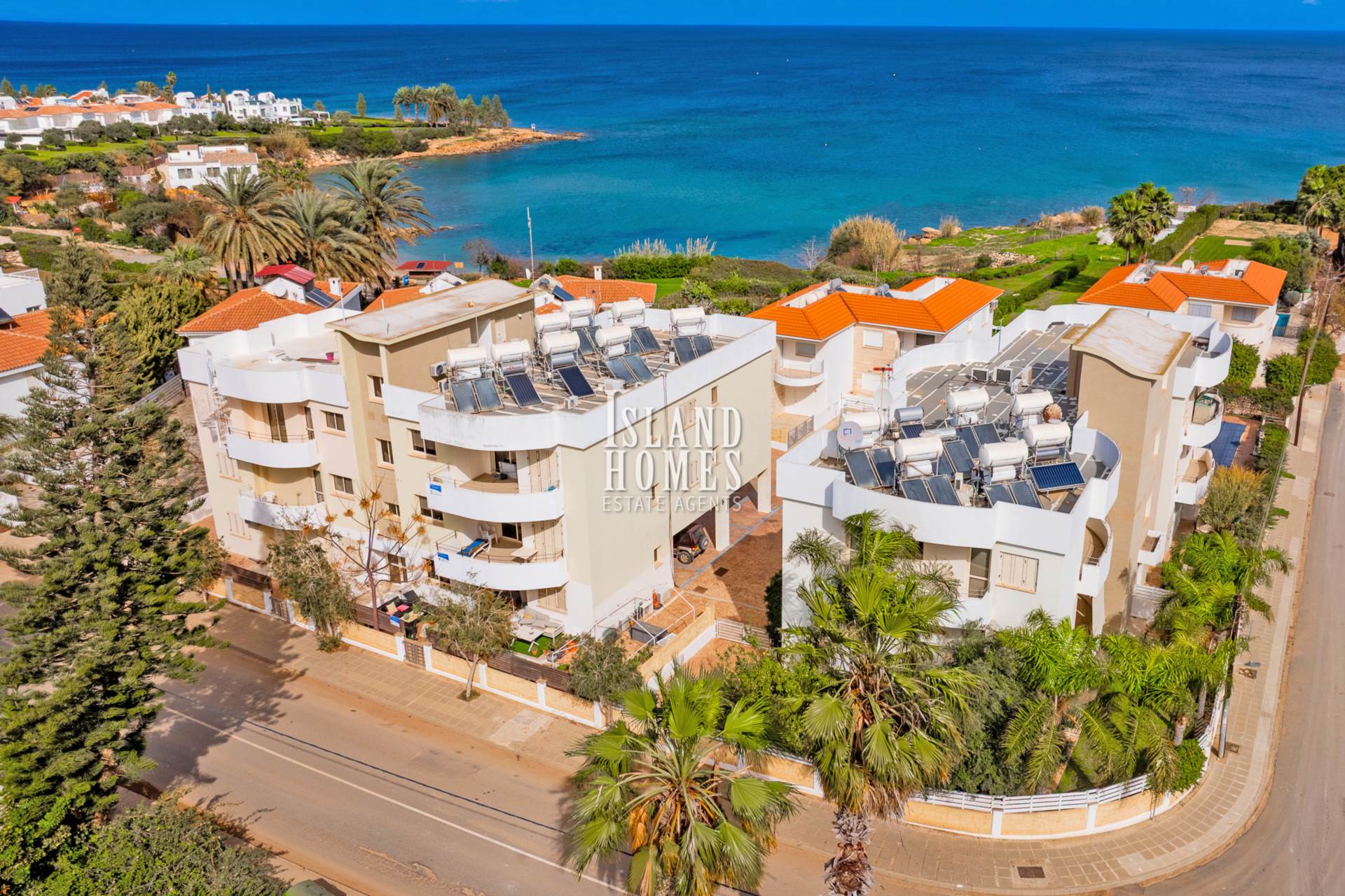 2 bedroom Apartment in Ayia Triada, Famagusta, Cyprus – PeL102