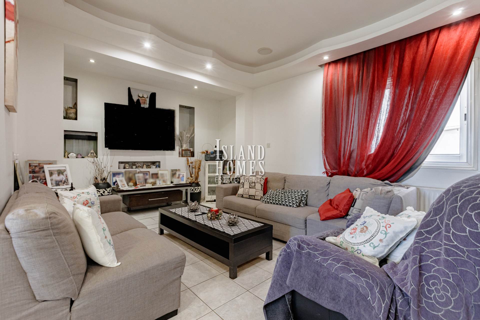 3 bedroom Apartment in Deryneia, Famagusta, Cyprus – DeR194